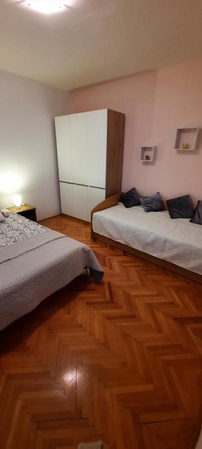 Apartmani Nikica Drage Exteriör bild